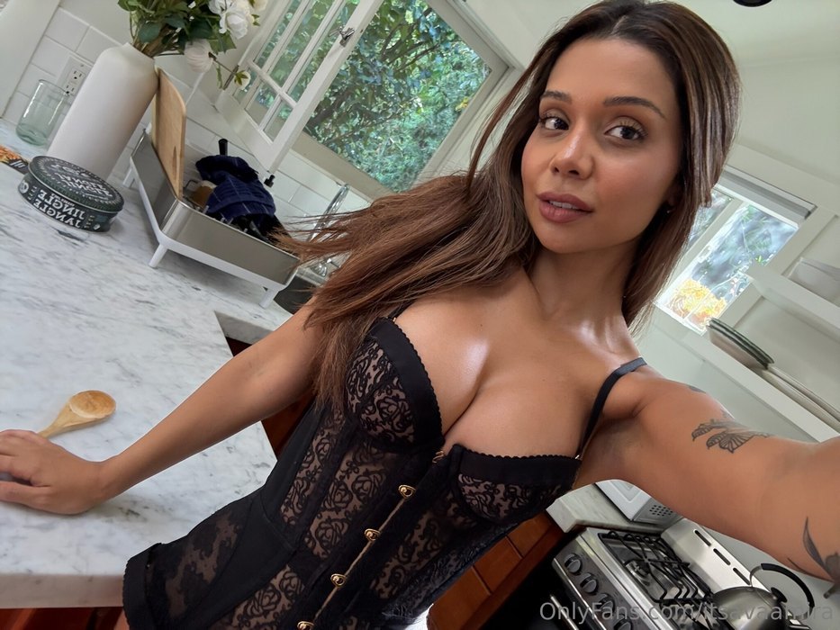 itsavaamira (Ava Amira) onlyfans siterip (Up to January 28th, 2026)